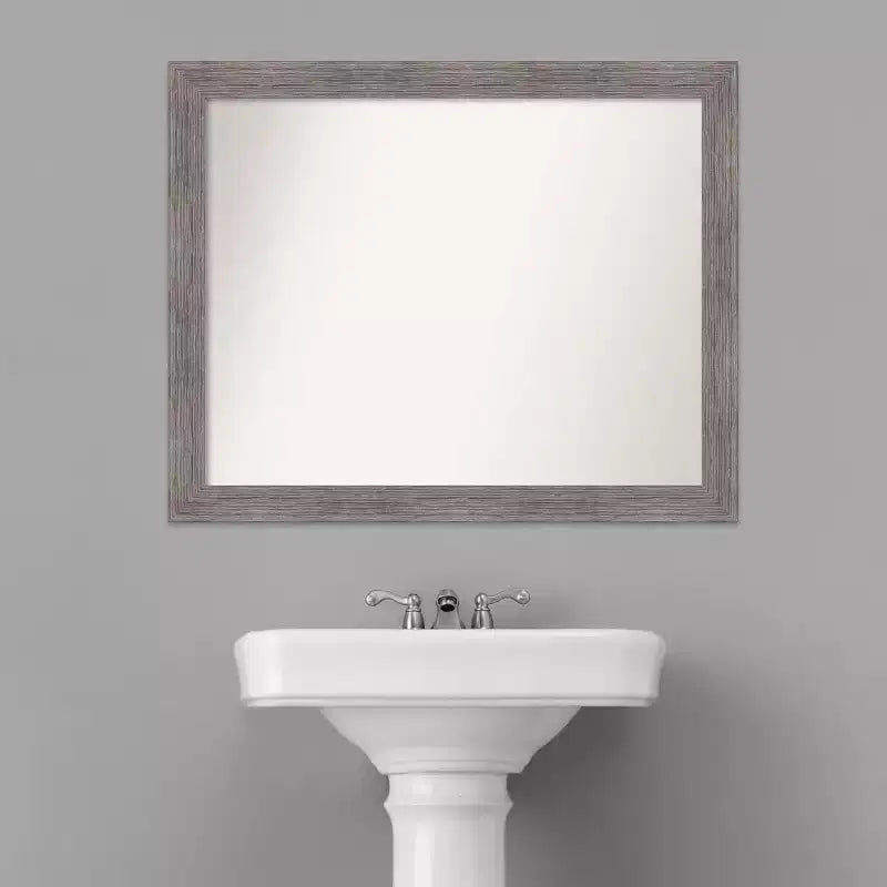 Miroir Mural de Salle de Bain Étroit Amanti Art 32" x 26" à Lattes Fines Gris Non Biseauté : Rectangle Moderne, Cadre en Polystyrène, Fixation Murale