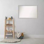 Miroir mural de salle de bain en bois non biseauté à faible lustre de 39 po x 27 po argenté - Amanti Art : Rectangle moderne, à fixer au mur, quincaillerie incluse