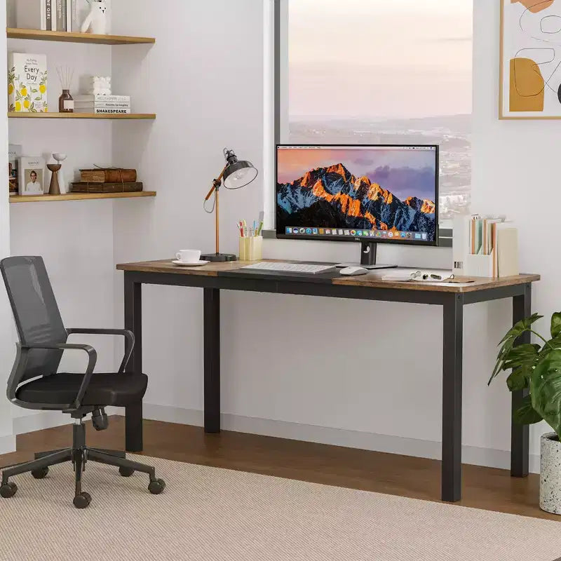 Bureau d'ordinateur Whizmax 160 cm, grand bureau de bureau avec cadre en métal, bureau de jeu moderne, poste de travail d'écriture robuste pour l'étude, le bureau à domicile, la chambre à coucher