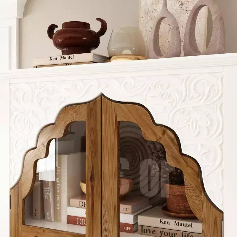Famapy Meuble de rangement vertical blanc, motif gaufré, portes vitrées arquées, étagères, vitrine, meuble de cuisine, meuble d'appoint.