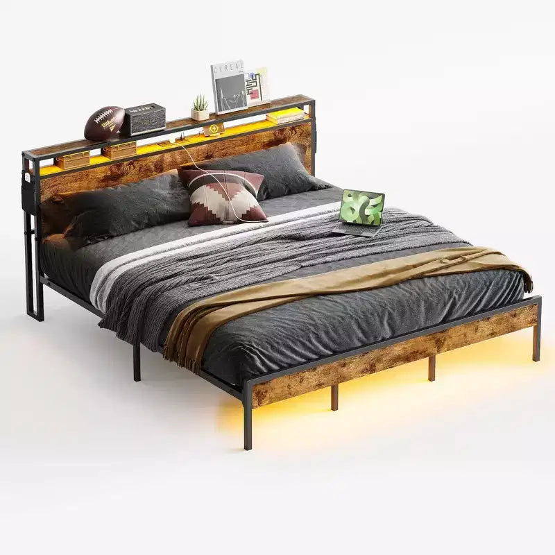 Cadre de lit King Size Bestier, plateforme de lit en métal avec tête de lit de rangement en bois, lumières LED et station de recharge