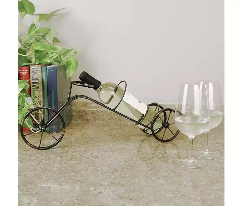 LIVVIE Range-bouteille individuel autoportant en forme de tricycle de style vintage classique, support à vin en forme de vélo pour comptoir et table
