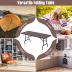 Table pliante portable Costway 6 pi avec plateau en PEHD aspect bois, mécanisme de verrouillage sécurisé, gris/marron
