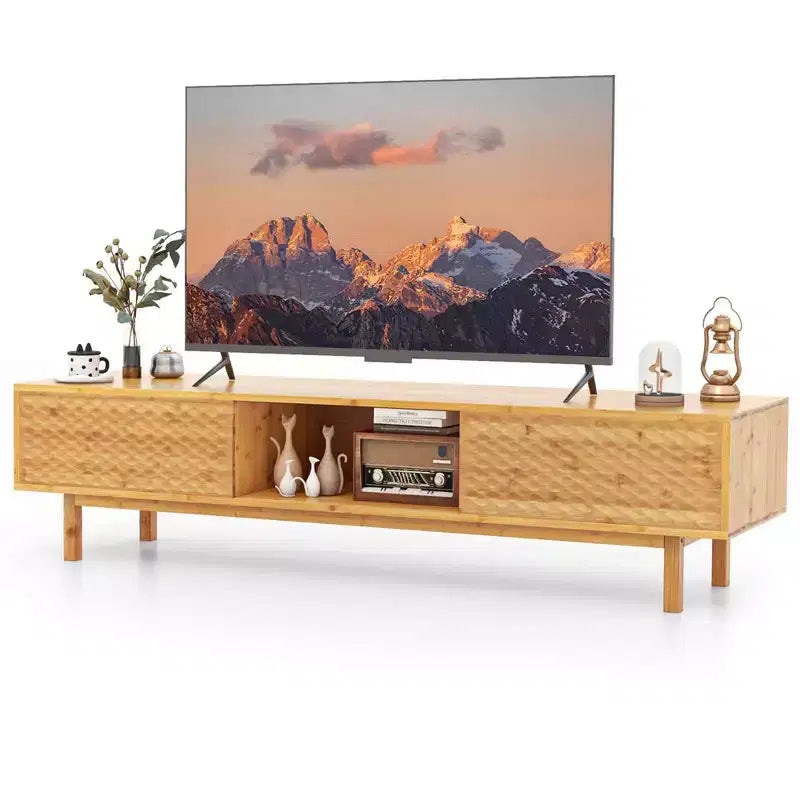 Meuble TV Costway 63 en bambou avec 3 compartiments de rangement, portes coulissantes et armoire de rangement de style milieu du siècle