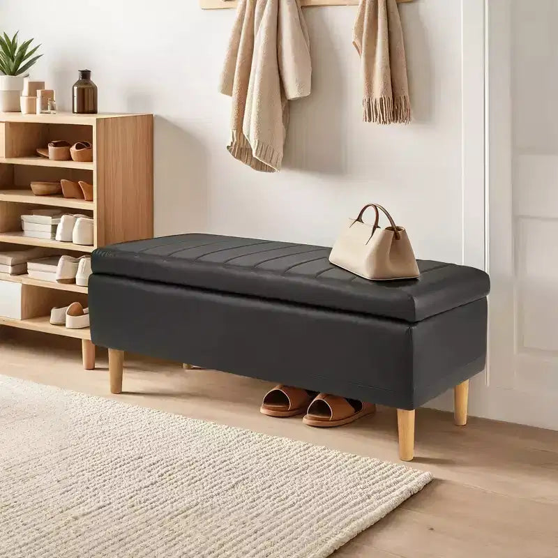 Banc de rangement VECELO moderne en similicuir souple, Ottoman 44 avec espace de rangement profond de 6,1 po pour le salon ou la chambre, facile à nettoyer, Noir