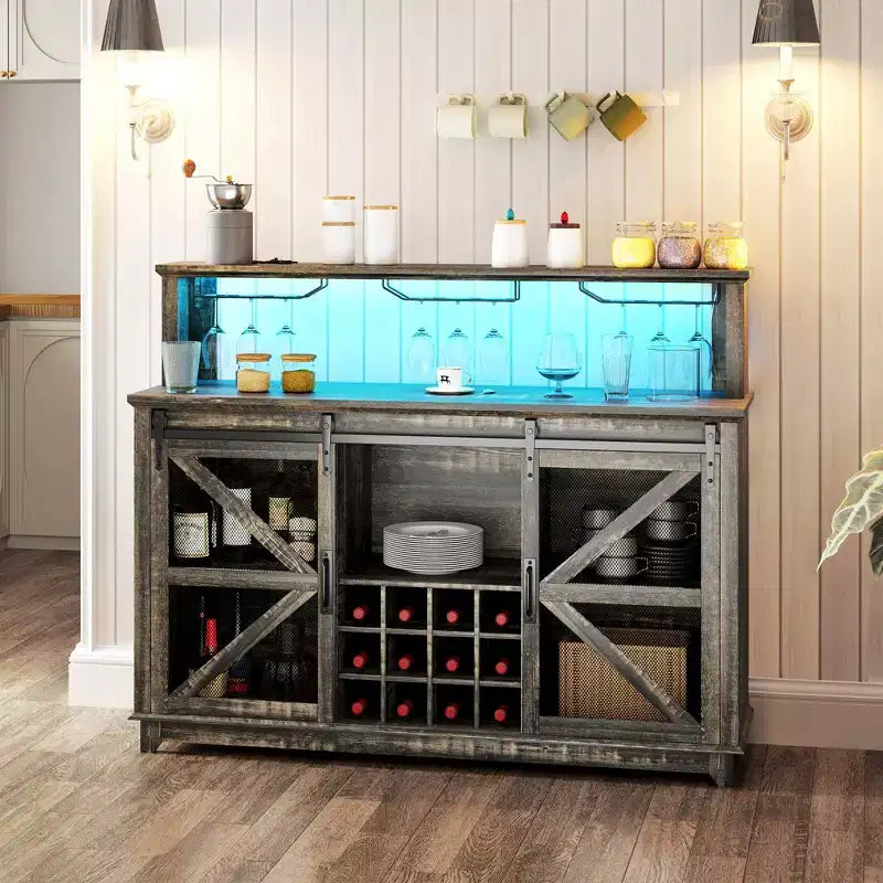 HOMCOM Buffet de café de style ferme avec lumières LED et portes coulissantes de grange, Meuble bar de 55" avec porte-bouteilles et porte-verres
