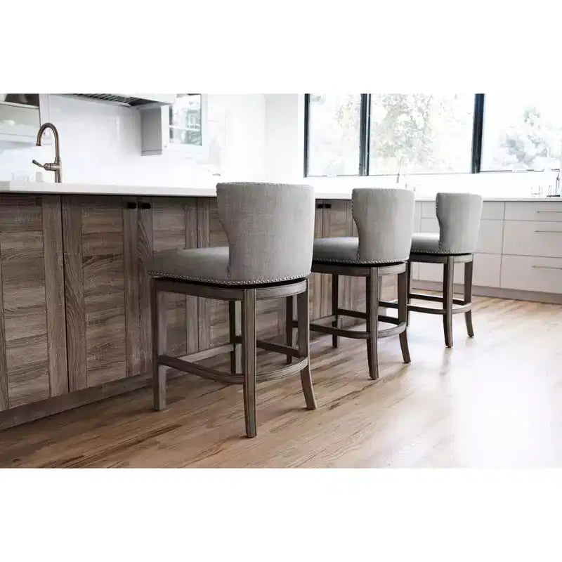 Tabouret de bar à dossier ailé en tissu Hugo Maven Lane
