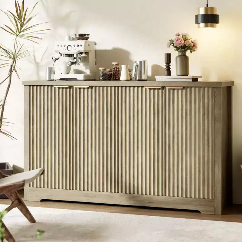 Bahut cannelé avec rangement, 2/4 portes et étagère réglable, Console de bar à café moderne en bois