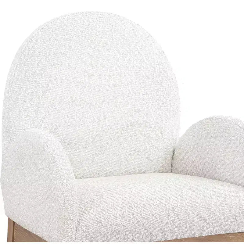 Meridian Furniture, Chaise de salle à manger Waldorf en tissu bouclé