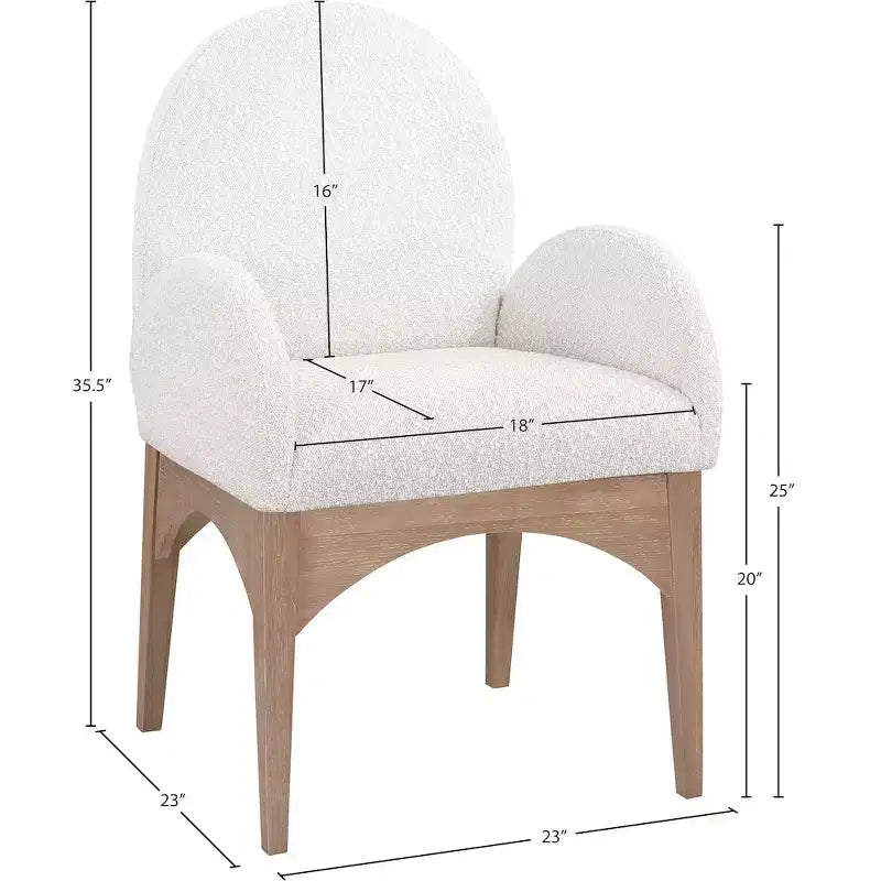 Meridian Furniture, Chaise de salle à manger Waldorf en tissu bouclé