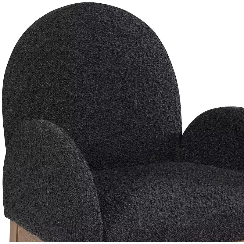 Meridian Furniture, Chaise de salle à manger Waldorf en tissu bouclé