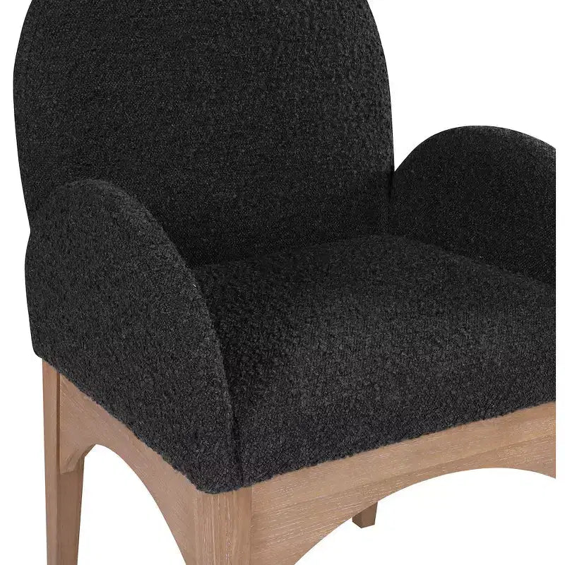 Meridian Furniture, Chaise de salle à manger Waldorf en tissu bouclé
