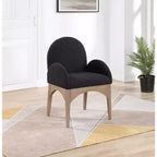 Meridian Furniture, Chaise de salle à manger Waldorf en tissu bouclé