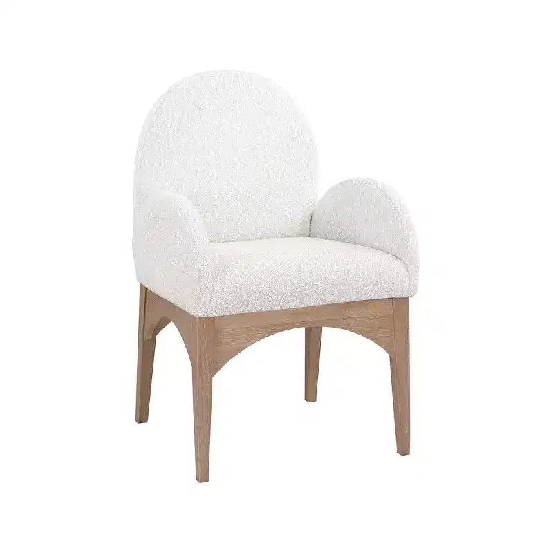 Meridian Furniture, Chaise de salle à manger Waldorf en tissu bouclé