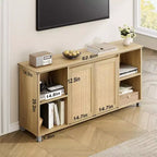 Meuble TV Bohème GustoWave pour téléviseurs jusqu'à 70 pouces, console multimédia avec portes en rotin et étagères ouvertes pour salon, naturel