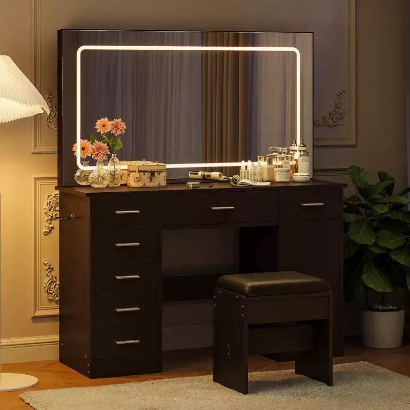 Coiffeuse avec miroir LED 3 modes et prises de chargement, grande coiffeuse avec 7 tiroirs et armoire de rangement, table de maquillage moderne