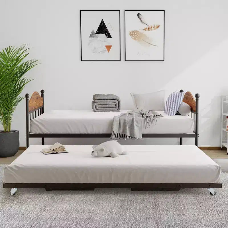 Lit de repos avec lit gigogne, lit de repos double en métal, cadre de lit de repos avec lit gigogne pliable, plateforme à lattes en acier robuste pour salon, chambre à coucher