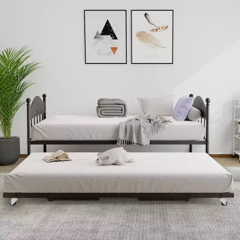 Lit de repos avec lit gigogne, lit de repos double en métal, cadre de lit de repos avec lit gigogne pliable, plateforme à lattes en acier robuste pour salon, chambre à coucher