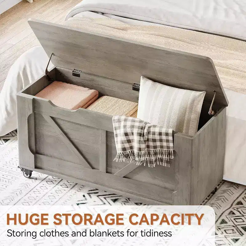 Acekool Coffre de rangement avec roulettes, banc de coffre en bois de 100 cm avec charnières de sécurité, supporte 159 kg, coins arrondis, entrée, salon, gris