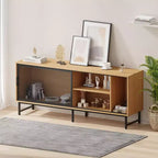 Meuble TV Moderne pour Téléviseurs jusqu'à 65 pouces, Meuble de Rangement TV en Bois de 160 cm avec Porte Coulissante en Maille Métallique, Table Console Multimédia pour Salon et Chambre à Coucher