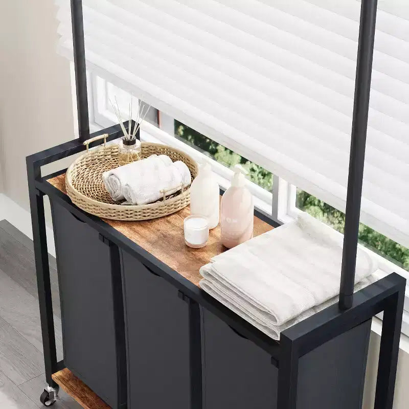 Bac de tri de linge 2/3/4 sections, panier à linge roulant avec tringle à suspendre et étagère, organisateur de panier à linge avec roulettes verrouillables, pour la maison