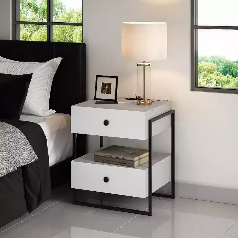 Table de chevet moderne Boyd Sleep Pesaro avec station de charge, table d'appoint avec ports USB et prises de courant