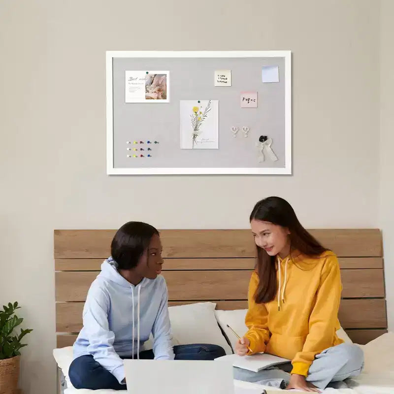 Tableau d'affichage en liège de 30 x 20 pouces avec cadre en MDF blanc pour la maison, le bureau et l'école