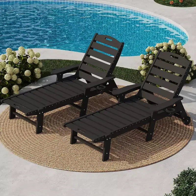 Chaise longue de patio 5 positions pour l'extérieur, chaise longue d'extérieur en HDPE avec porte-gobelet, chaise longue de piscine en résine avec roulettes