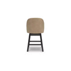 Tabourets de bar pivotants rembourrés à hauteur de comptoir Neymorton Signature Design by Ashley, lot de 2, similicuir marron