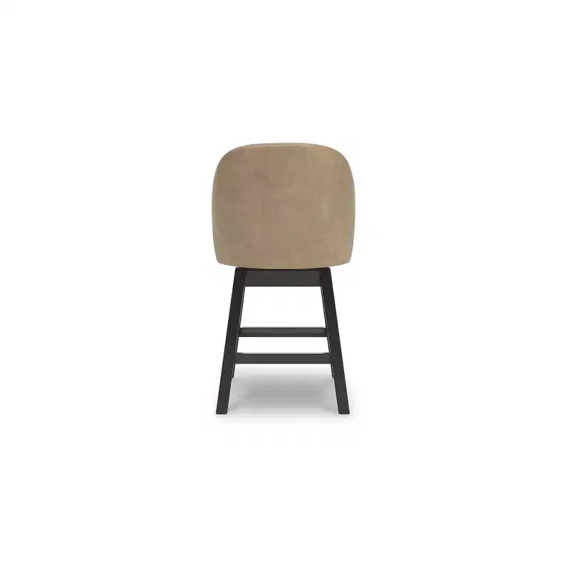 Tabourets de bar pivotants rembourrés à hauteur de comptoir Neymorton Signature Design by Ashley, lot de 2, similicuir marron
