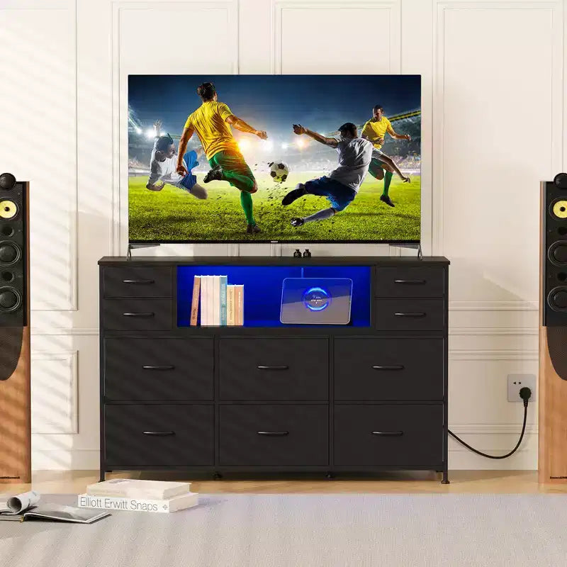 Commode de rangement à 10 tiroirs en tissu, meuble TV avec prise de courant et lumière LED pour téléviseurs de 45 à 55 pouces, commode avec plateau en bois pour chambre à coucher