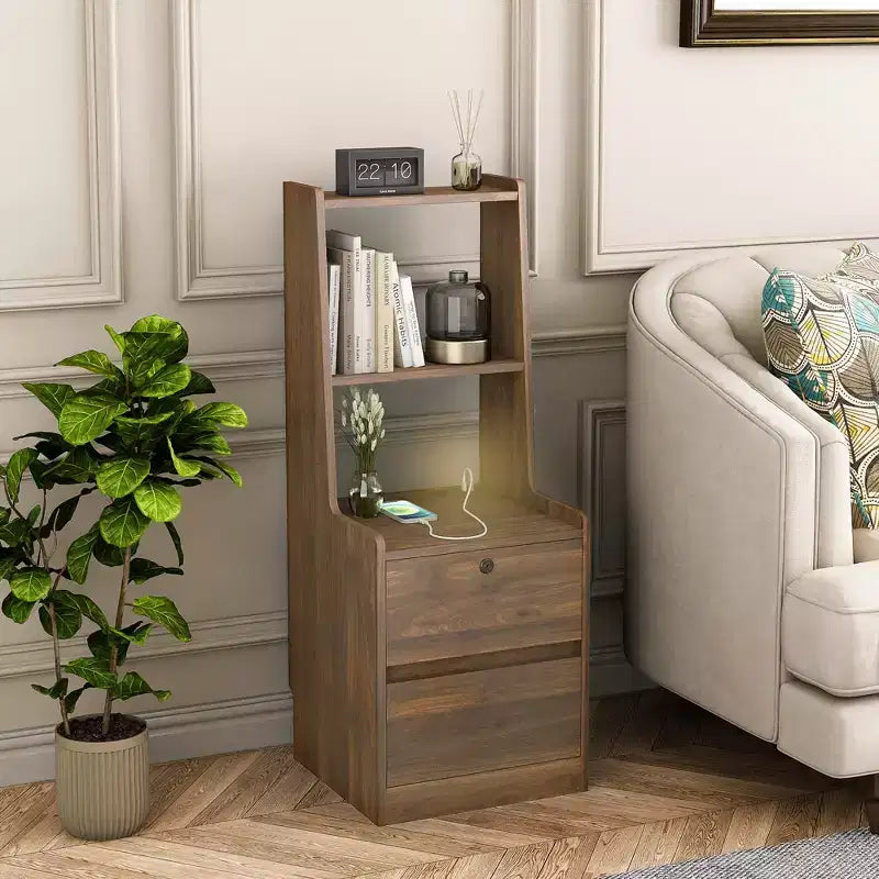 JVNOXK Table de chevet à station de recharge de 15 pouces, table de nuit intelligente avec étagère, compartiment de rangement, fonction verrouillable, finition bois verrouillable