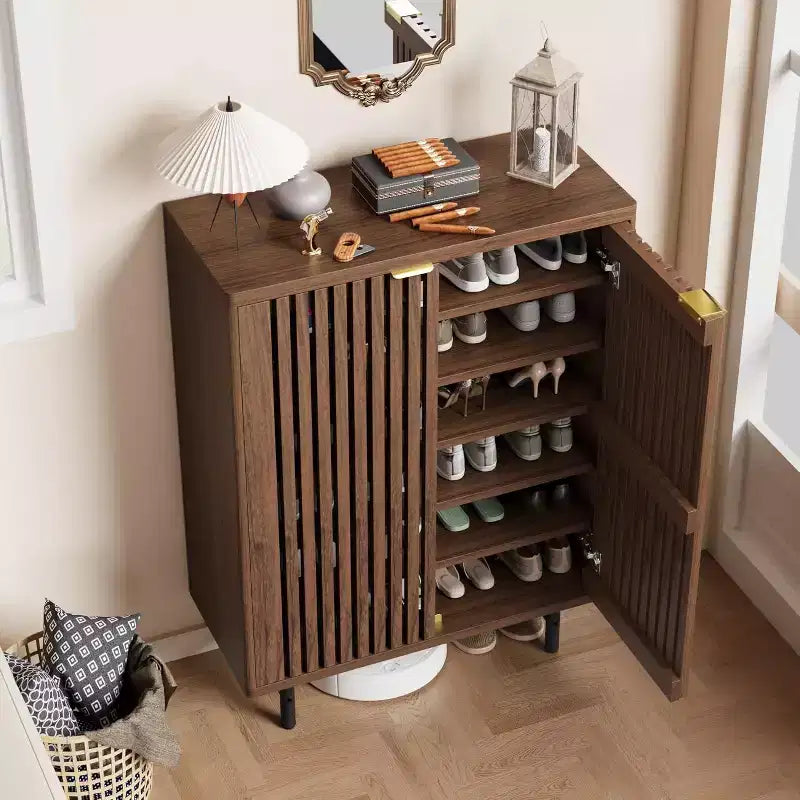 Meuble à chaussures 6 niveaux avec portes, Organisateur de rangement pour 24 paires, Meuble de rangement moderne de style ferme pour entrée ou couloir, Meuble de rangement dissimulé