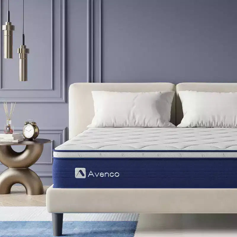 Matelas hybride à ressorts/mousse à mémoire de forme mi-ferme Avenco 30,5 cm livré en boîte