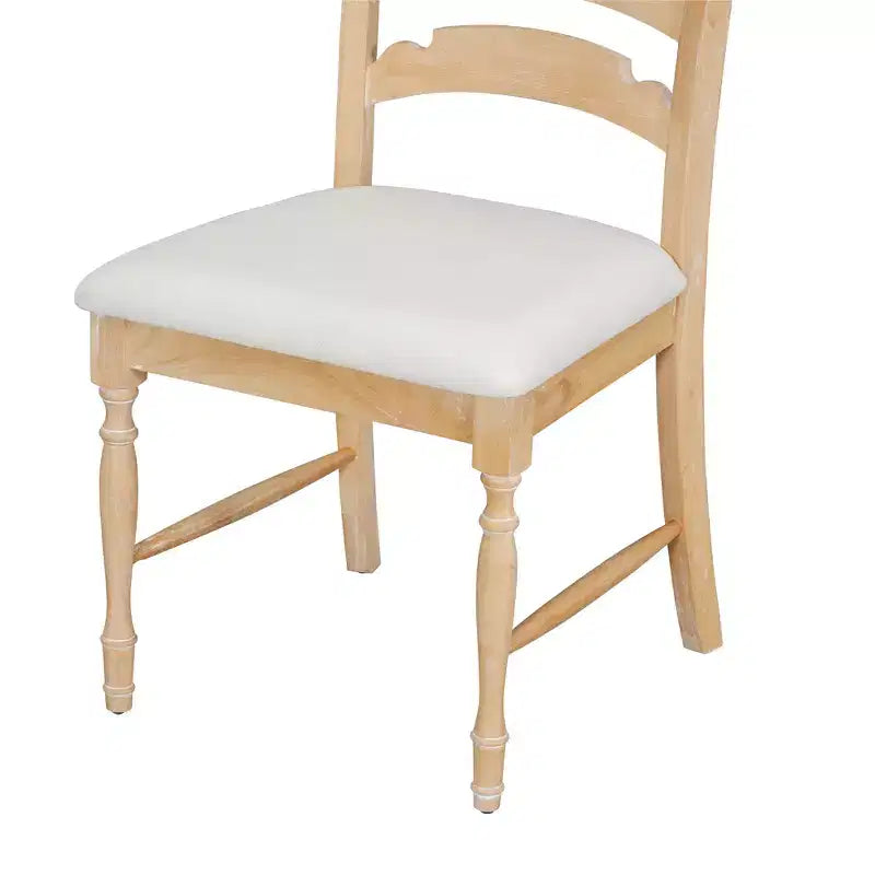 Chaises de salle à manger GDFStudio Terry en bois d'hévéa vintage rembourrées avec dossier dentelé