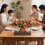 Centres de table décoratifs bocal Mason - 3 pièces de décoration rustique printanière avec fausses fleurs bleues, plateau en bois et lumières à minuterie, décor de table avec fleurs artificielles