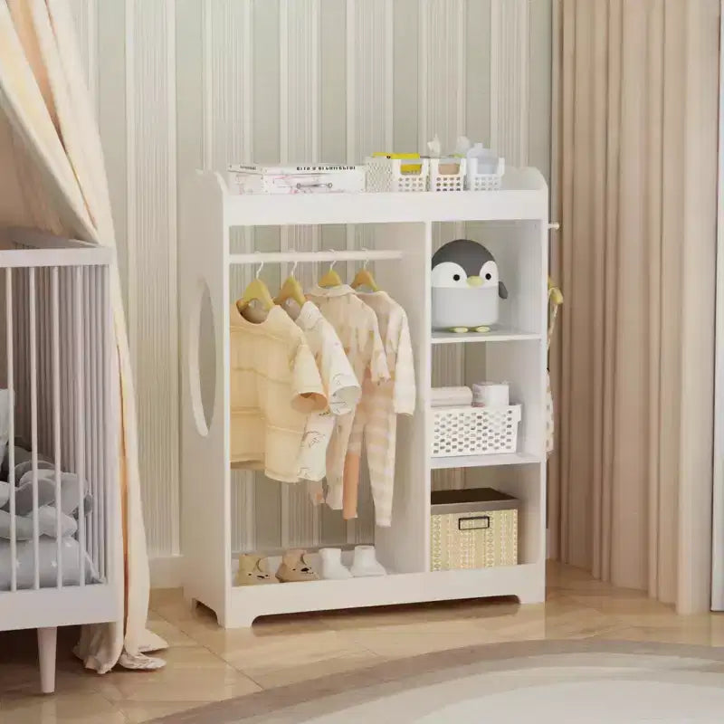 Portant de rangement pour déguisements d'enfants avec miroir, organisateur de costumes en bois avec tringle à suspendre, crochets et étagères, blanc