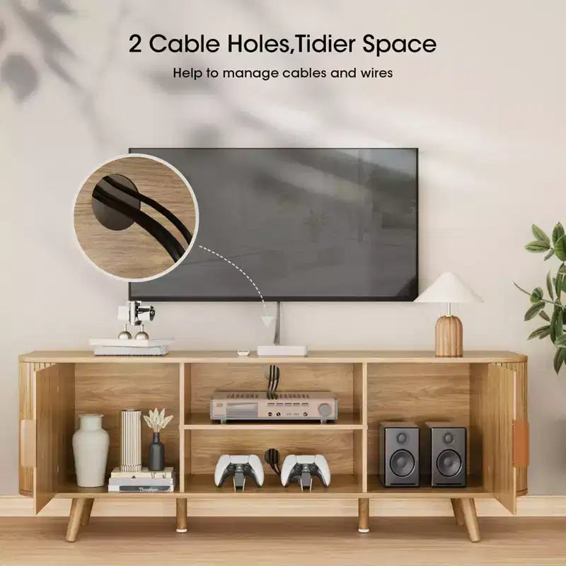 Meuble TV 55 pouces pour chambre et salon, meuble TV en chêne pour téléviseur 65 pouces, meuble de rangement moderne du milieu du siècle, détails en bois cannelé, gestion des câbles