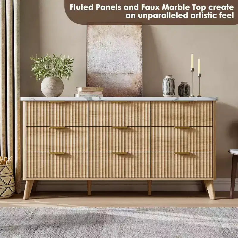 Commode à 9 tiroirs pour chambre à coucher, commode de 154 cm de large avec profil incurvé, tiroirs en bois cannelé, commode moderne pour salon