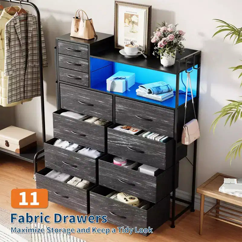 Commode Haute 11 Tiroirs en Tissu avec Plateau en Bois et 4 Poches Latérales Plusieurs Couleurs et Motifs (Rayures Tigre, Gris Foncé) pour Rangement de Chambre