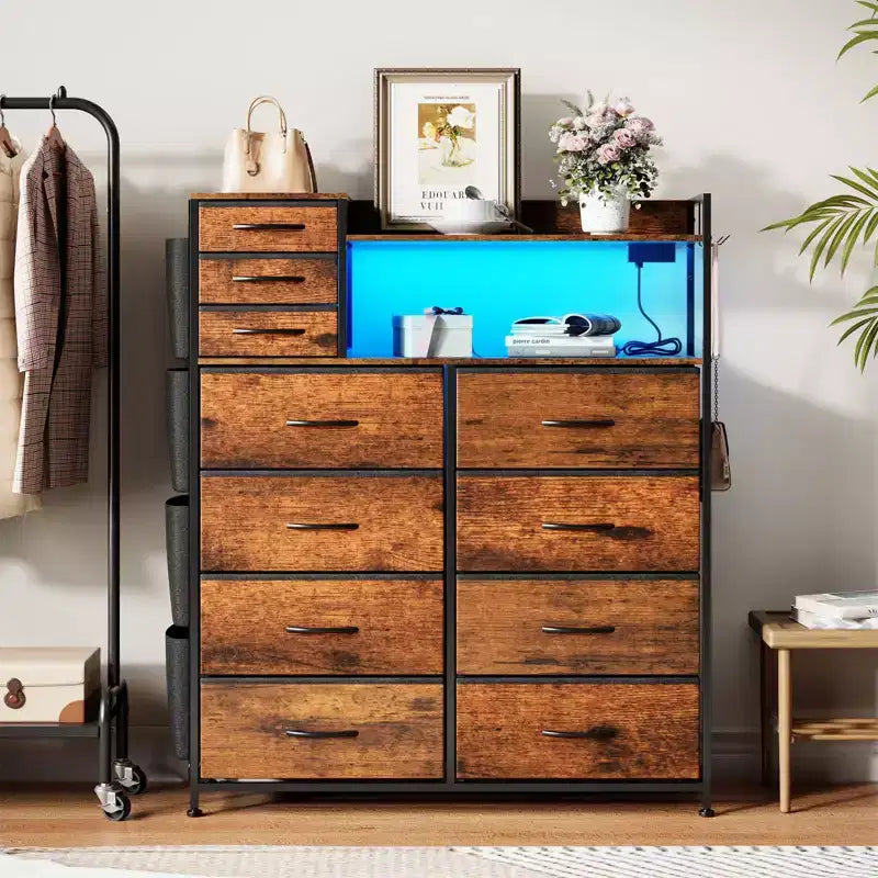 Commode Haute 11 Tiroirs en Tissu avec Plateau en Bois et 4 Poches Latérales Plusieurs Couleurs et Motifs (Rayures Tigre, Gris Foncé) pour Rangement de Chambre