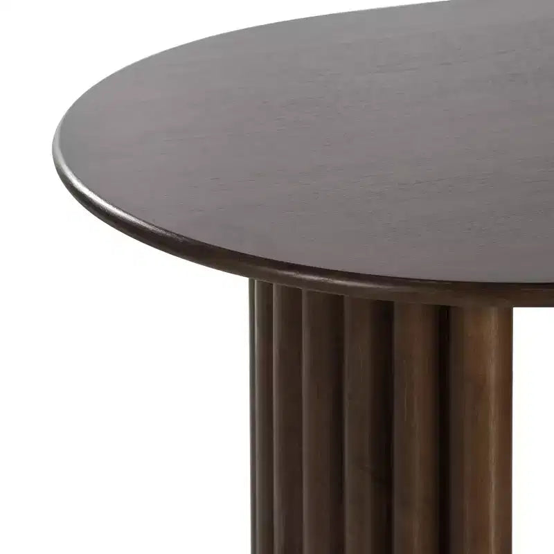 Table à manger ovale HomeRoots 67 po en bois massif de noyer avec double piédestal