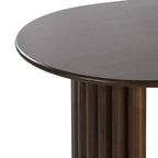 Table à manger ovale HomeRoots 67 po en bois massif de noyer avec double piédestal