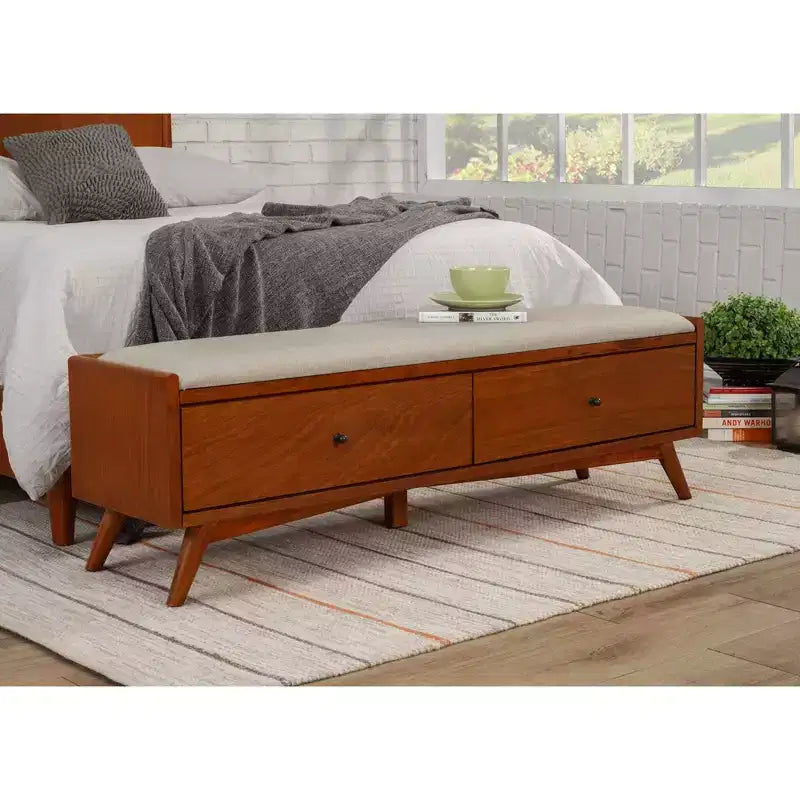 Banc Flynn, Noyer