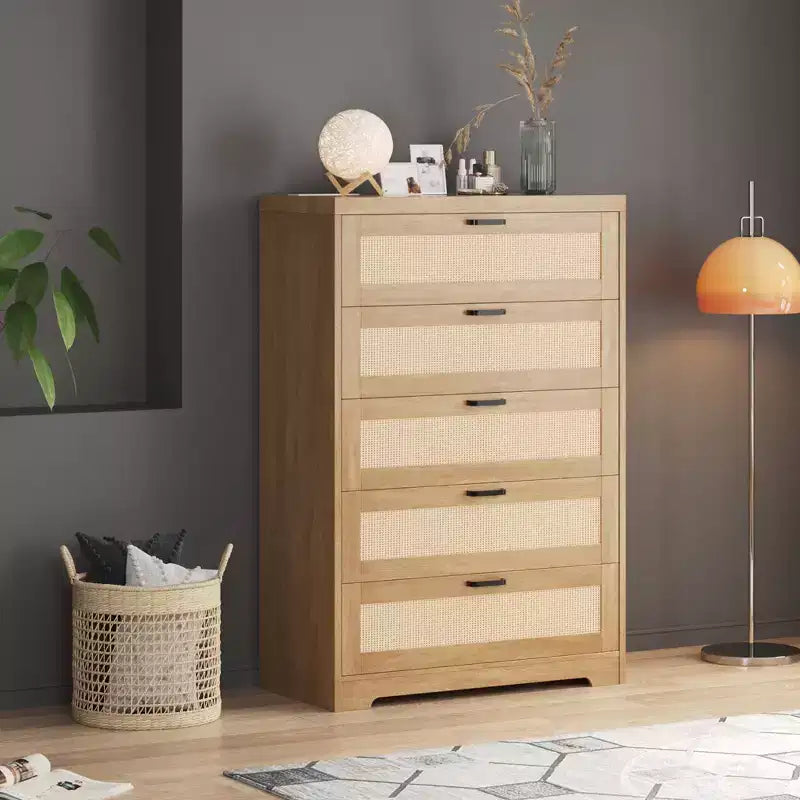 COZONY Commode haute en rotin de 80 cm avec 5 tiroirs, commode de rangement en bois avec large plateau pour chambre à coucher et entrée