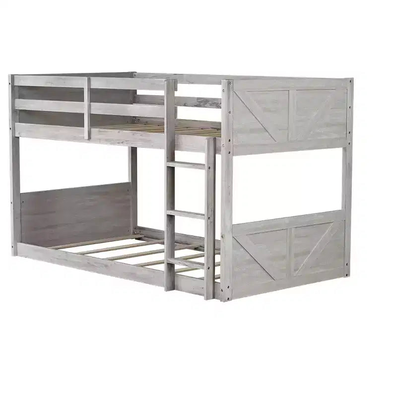 Bellemave Lit superposé jumeau sur jumeau avec têtes et pieds de lit à panneaux, cadre de lit superposé en bois d'hévéa avec barrières de sécurité et échelle, chêne antique