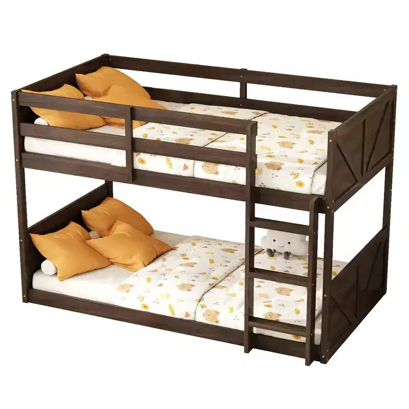 Bellemave Lit superposé jumeau sur jumeau avec têtes et pieds de lit à panneaux, cadre de lit superposé en bois d'hévéa avec barrières de sécurité et échelle, chêne antique