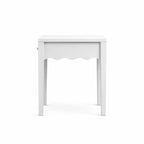 Table de chevet blanche avec tiroir, table de chevet moderne avec tablier ondulé, table d'appoint compacte pour chambre et salon, petite table d'appoint avec rangement