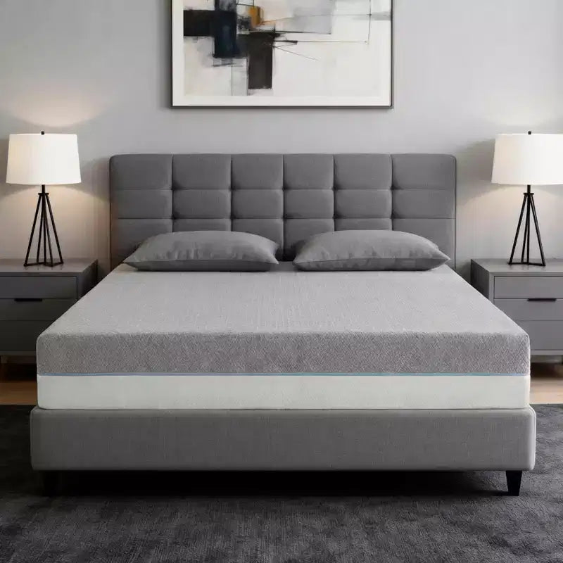 Matelas Dyonery très ferme 8 po, grand lit (Queen) Un matelas en mousse à mémoire de forme haute densité conçu spécifiquement pour soulager les maux de dos. 80 x 60 po.