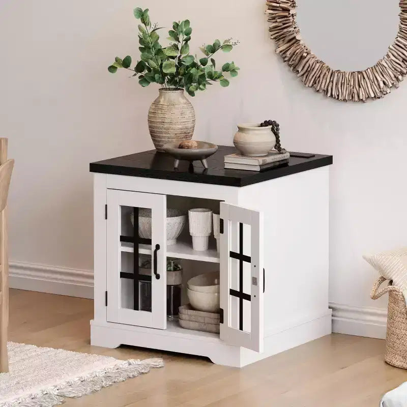 Buffet de rangement, Buffet de salle à manger avec portes vitrées, Prise de courant intégrée, Plateau supérieur noir en relief, pour cuisine